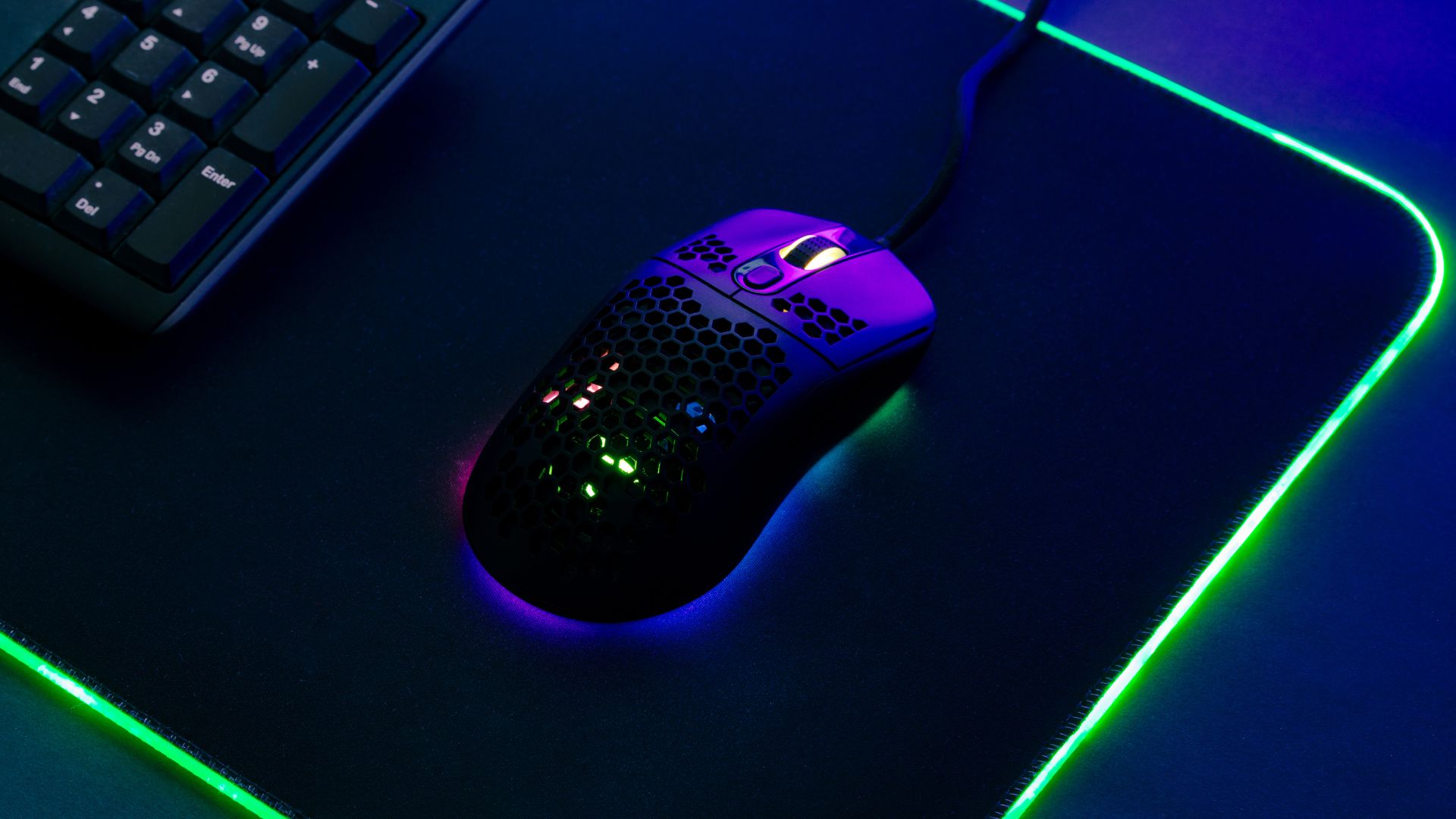 Custom gaming mouse